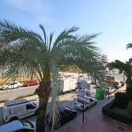 Sleeps 5 Pool Air Con Апартаменты