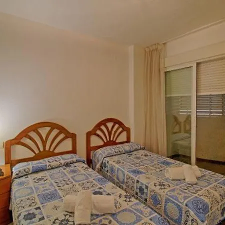 Sleeps 5 Pool Air Con *