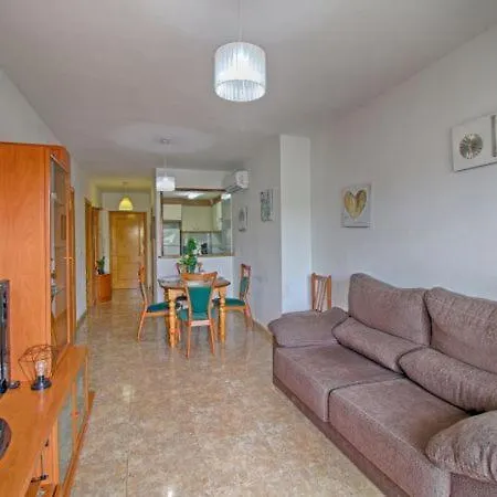 Sleeps 5 Pool Air Con 아파트 *